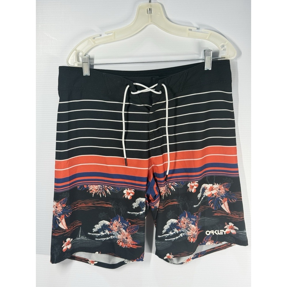 Oakley Board Shorts Size 31 Performance Fit 9" Unlined Swim Trunks Black Floral